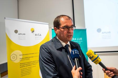 Odprtje Središča inovativnih tehnologij APILAB – HIŠA KRANJSKE ČEBELE 76